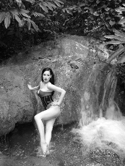 Dita von Teese “Jamaica...